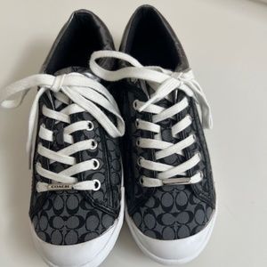 COACH Monogram "Francesca" Low Top Sneakers Size 8